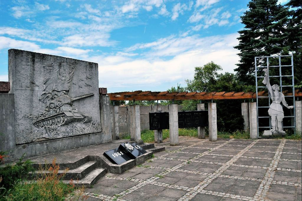 Воинское кладбище в городе Старгард-Щециньски (общий вид)